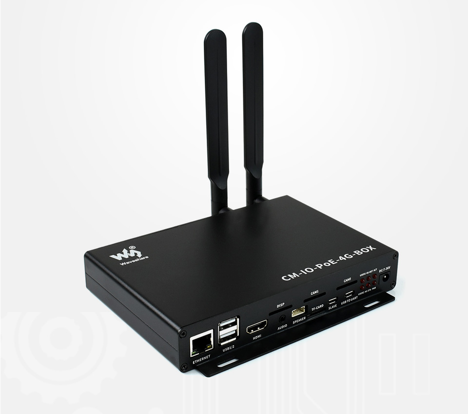 CM-IO-POE-4G-BOX-details-1.jpg