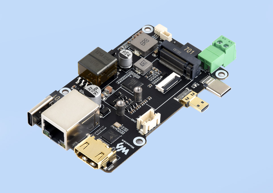PCIe To M.2 Multifunctional Adapter, front view